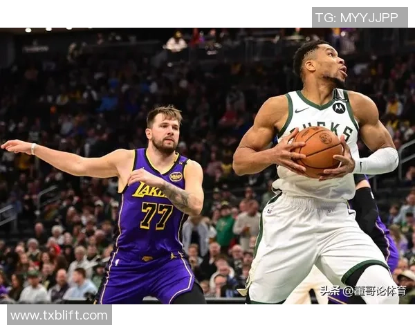 雷迪克强调团队责任每位球员都应尽职尽责无论詹姆斯是否在场都是核心